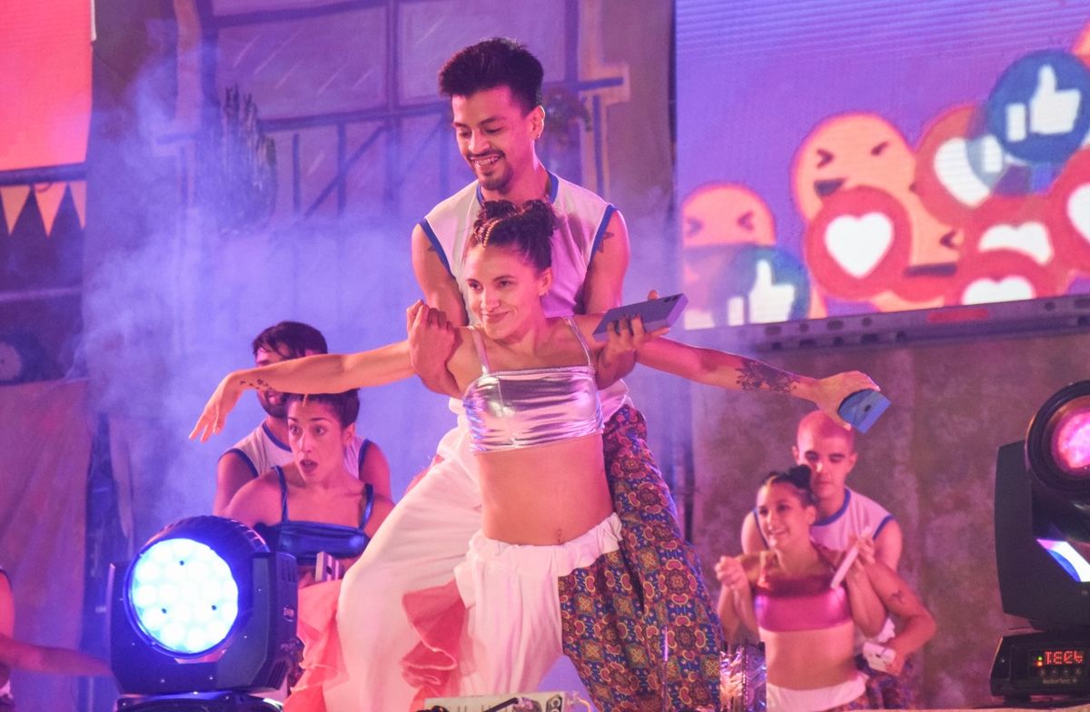 Godoy Cruz será uno de los primeros departamentos en tener su Fiesta de la Vendimia, se realizará el 15 de diciembre, y no hay ningún cambio en lo que estaba planificado para este evento. Godoy Cruz será uno de los primeros departamentos en tener su Fiesta de la Vendimia, se realizará el 15 de diciembre, y no hay ningún cambio en lo que estaba planificado para este evento.