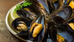 Ni la temperatura ni el limón, el truco clave para cocer los mejillones como los españoles.