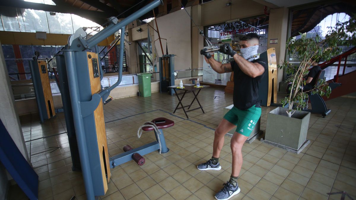 Reuniones familiares, clubes, gimnasios, comercio y turismo: ¿qué hacemos en la Fase 1?