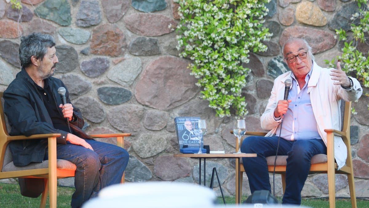 Tras 20 años compartiendo el aire de Radio Nihuil, el año pasado se vieron cara a cara Granados y Andrés Gabrielli. Tras 20 años compartiendo el aire de Radio Nihuil, el año pasado se vieron cara a cara Granados y Andrés Gabrielli.