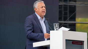 Cornejo quiere votar la reforma constitucional el 22 y el PJ busca que la Corte lo frene antes Cornejo quiere votar la reforma constitucional el 22 y el PJ busca que la Corte lo frene antes