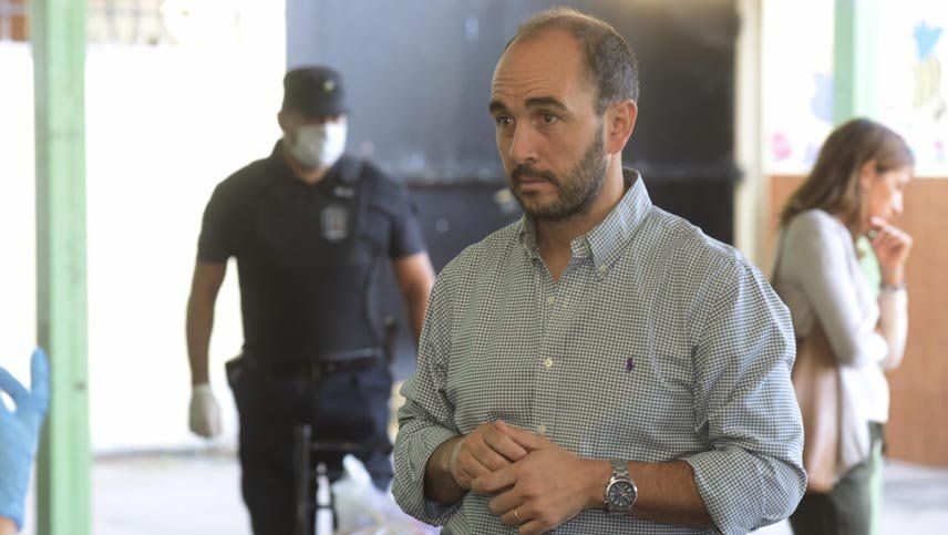 Para mí, agosto no es el momento de volver a clases, aseguró José Thomas