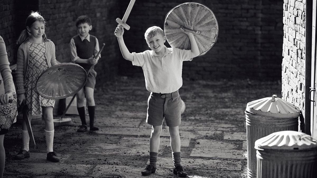 Belfast, la película de Netflix nominada a 7 premios Oscar y ganadora a Mejor Guión Original. Belfast, la película de Netflix nominada a 7 premios Oscar y ganadora a Mejor Guión Original.