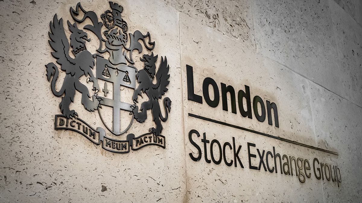 La sede de la Bolsa de Valores de Londres. La sede de la Bolsa de Valores de Londres.