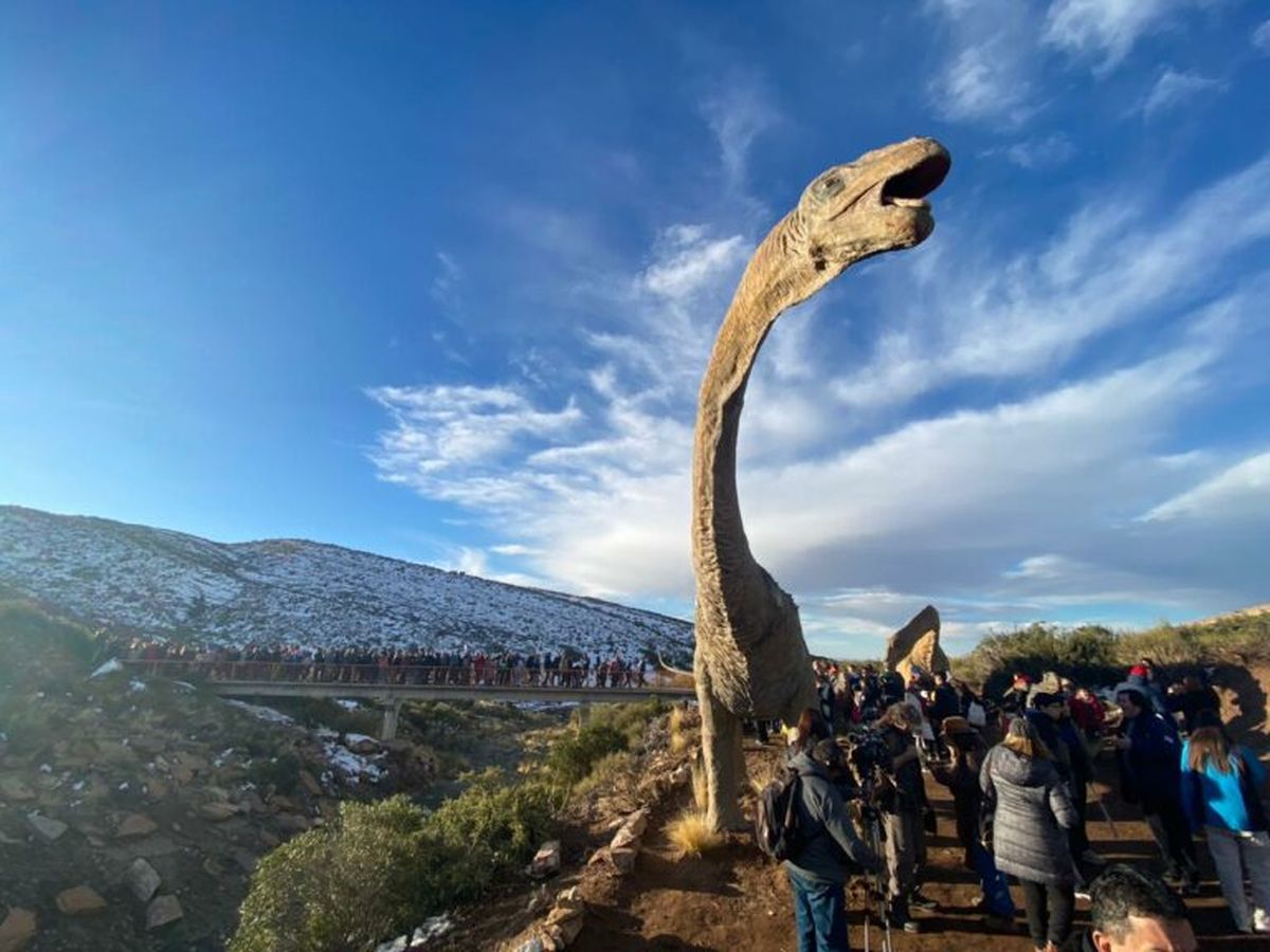 El Parque de Huellas de Dinosaurios es el primer parque cretácico municipal y está en Malargüe. El Parque de Huellas de Dinosaurios es el primer parque cretácico municipal y está en Malargüe.
