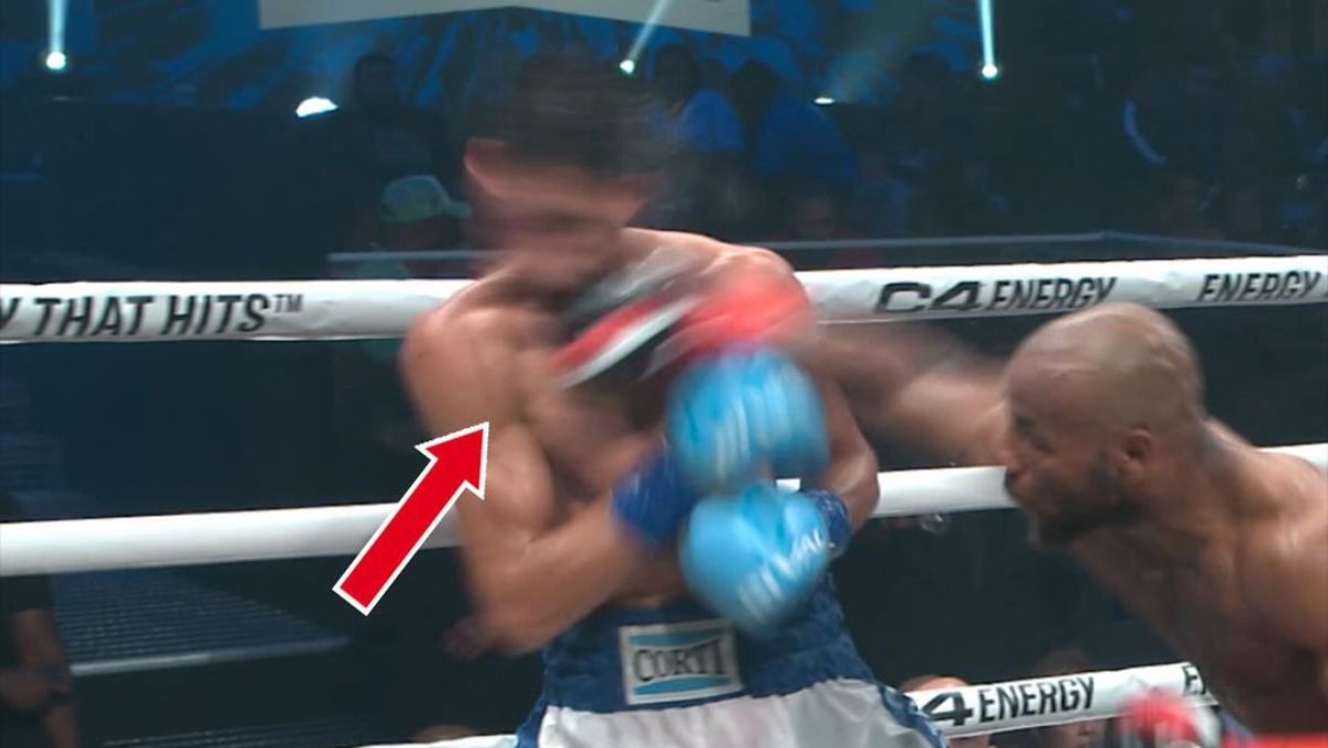 El Bebu Verón estuvo a punto de irse a la lona tras recibir una derecha volada de Adams. El Bebu Verón estuvo a punto de irse a la lona tras recibir una derecha volada de Adams.
