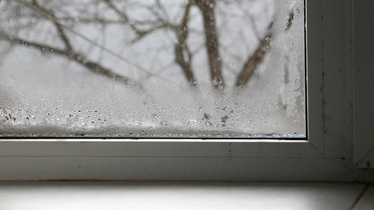 Cómo hacer para que los vidrios de la casa no se empañen en invierno