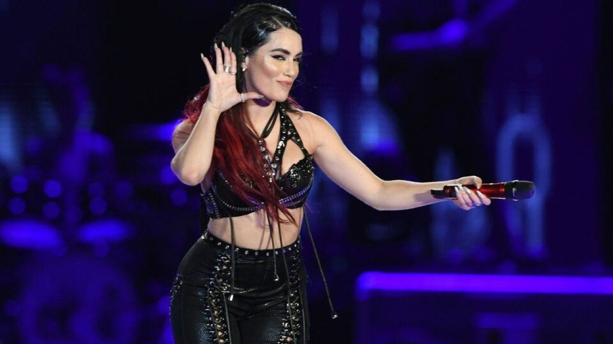 ¿Cuánto cobrará? Escándalo en Uruguay por la fortuna que cobrará Lali Espósito.