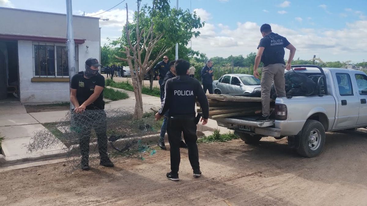 En los allanamientos secuestraron palos