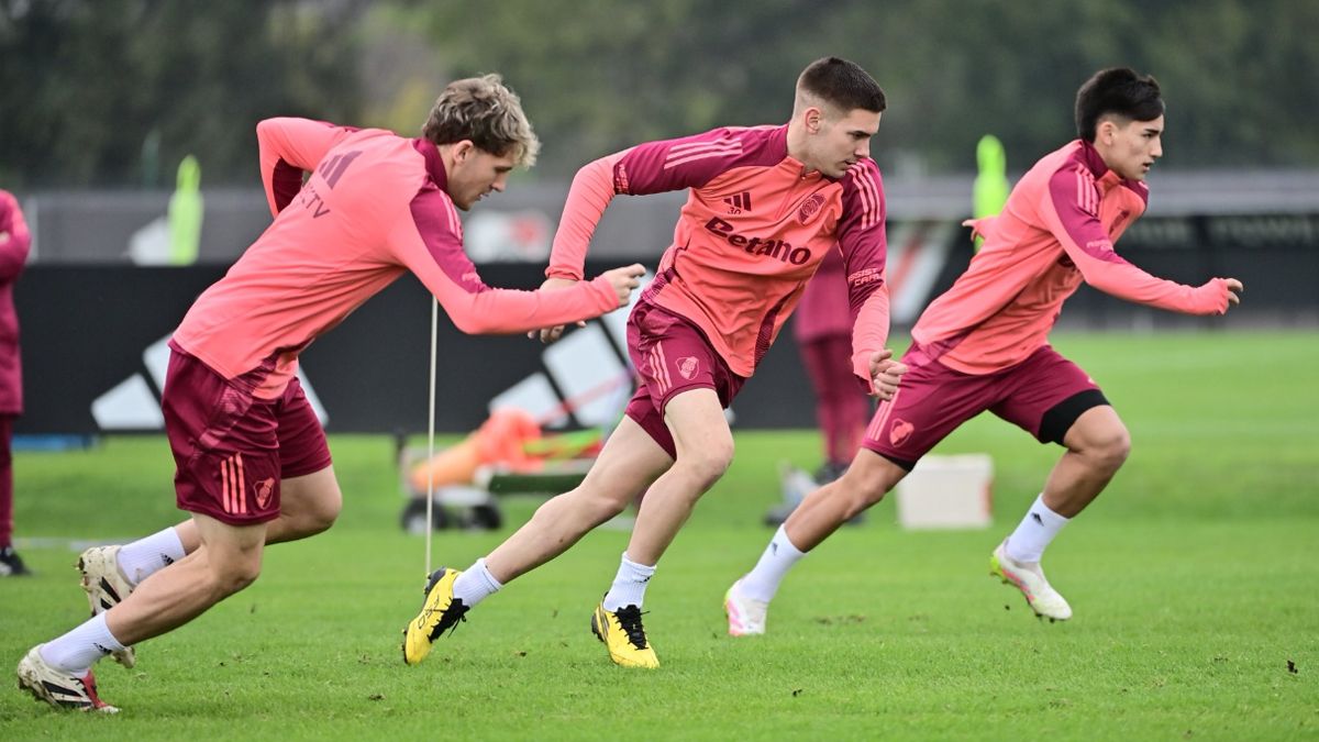 River busca terminar entre los mejores de la fase de grupos.