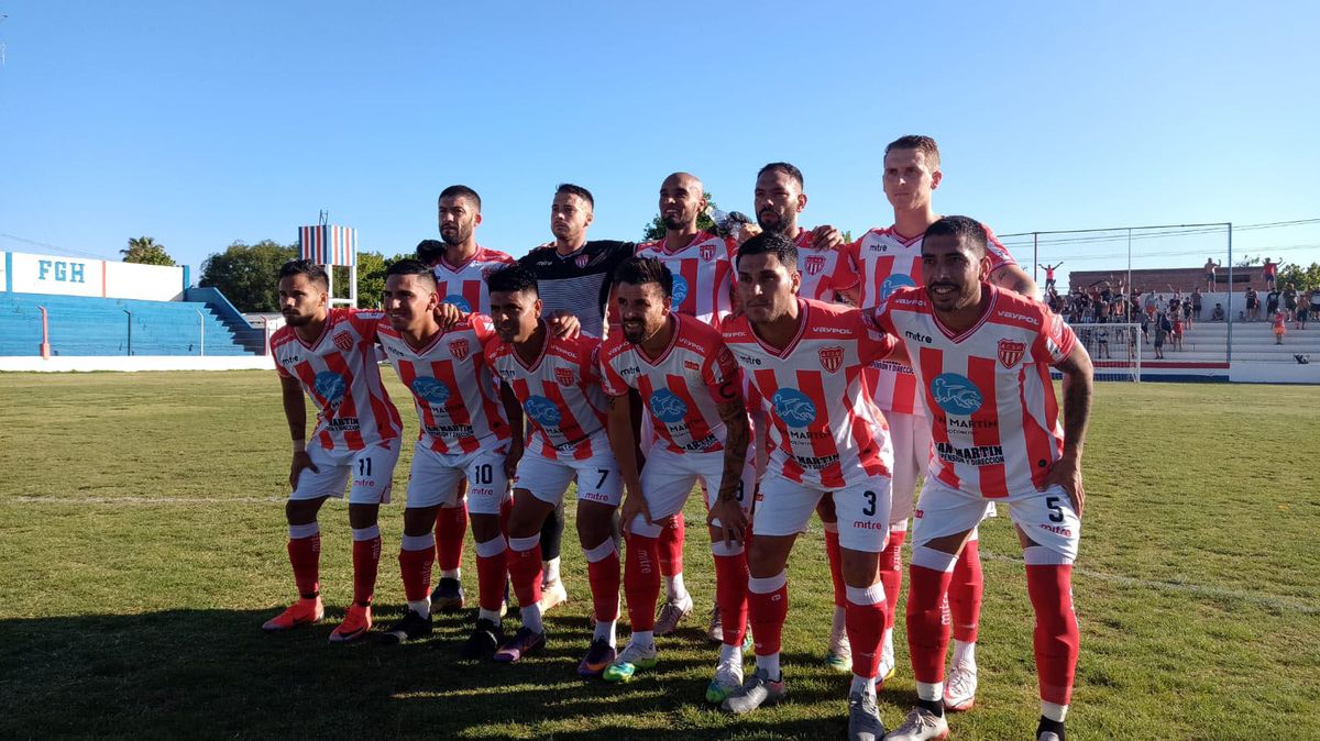 San Martín logró un triunfazo por 2 a 0 ante Sportivo Pedal en San Rafael.