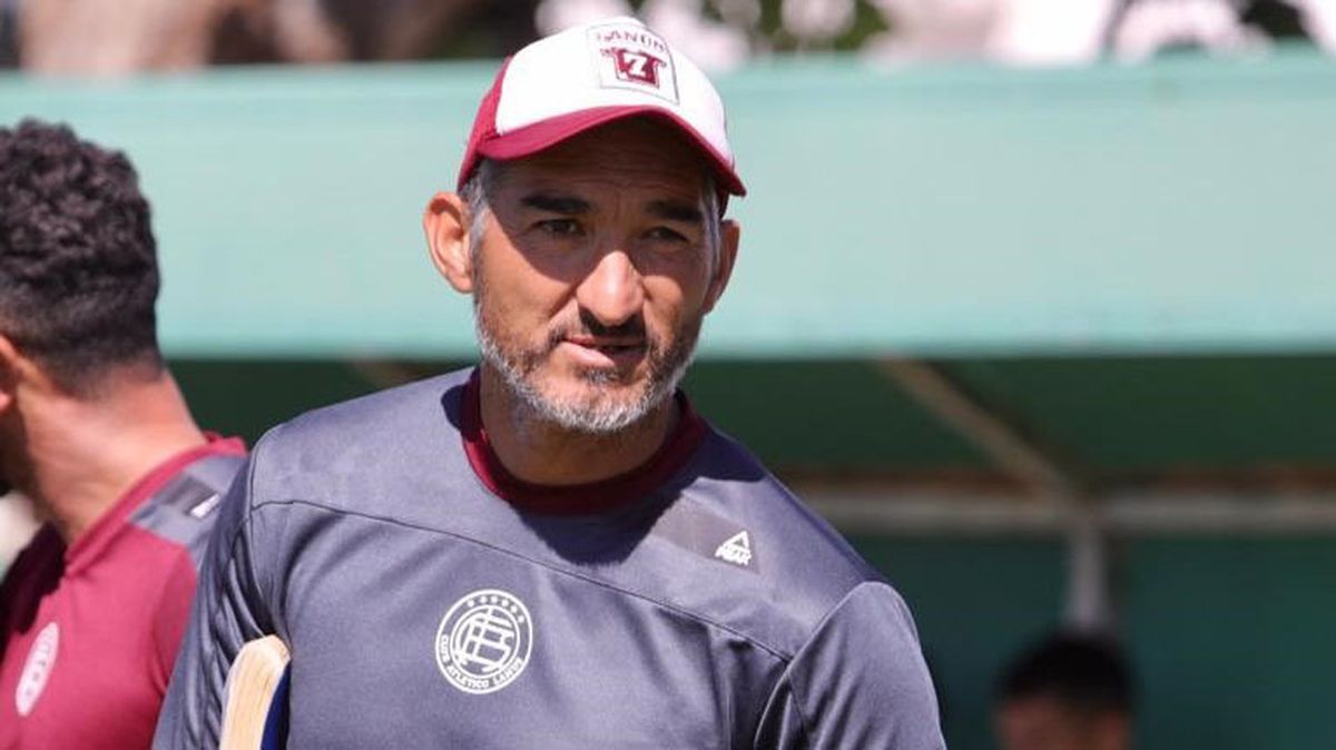 Gastón Martínez hoy está en Lanús. Ha potenciado a varios jugadores que hoy están en Primera. Gastón Martínez hoy está en Lanús. Ha potenciado a varios jugadores que hoy están en Primera.