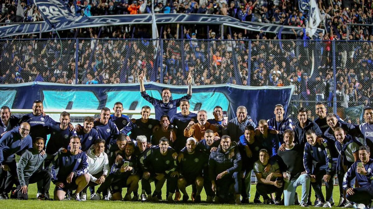 A fines de octubre pasado, la Lepra conseguía su soñado ascenso a la Primera División del fútbol argentino. A fines de octubre pasado, la Lepra conseguía su soñado ascenso a la Primera División del fútbol argentino.