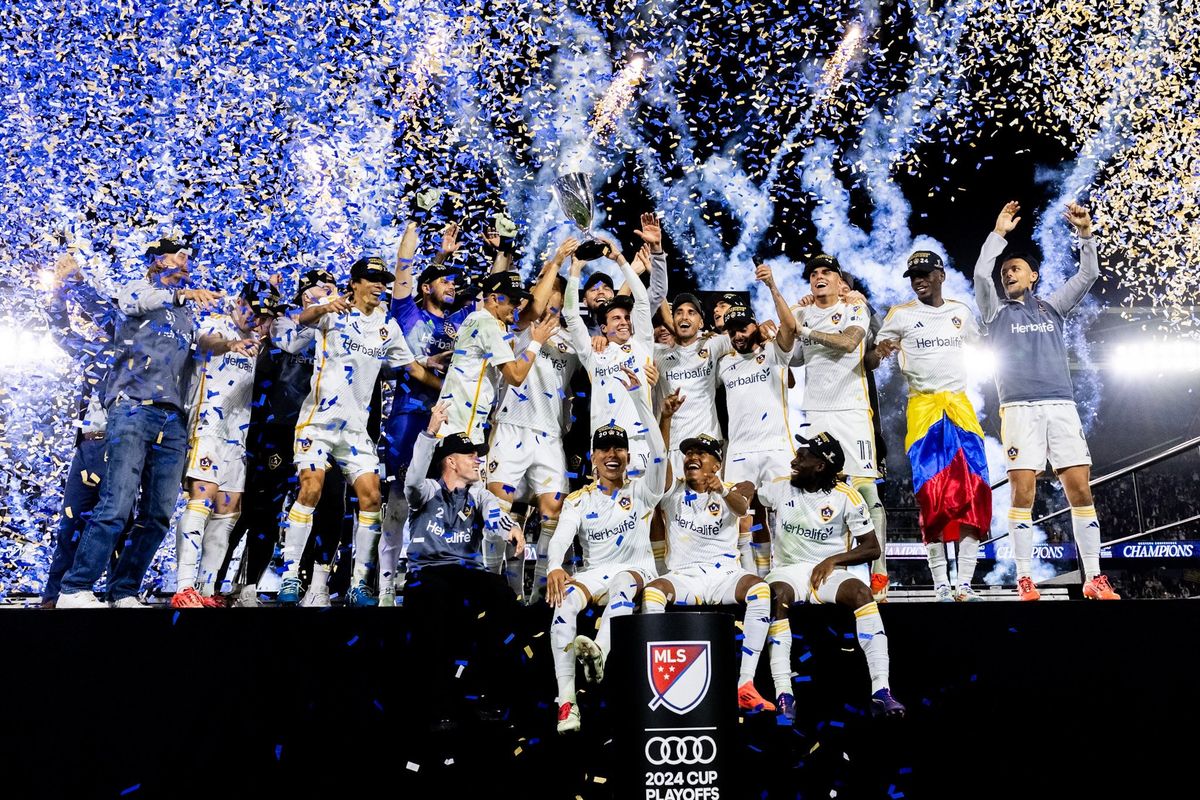 Los Angeles Galaxy ganaron y sueñan con la MLS Cup. Los Angeles Galaxy ganaron y sueñan con la MLS Cup.