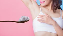 Por qué hay que ponerse bicarbonato para evitar el mal olor corporal: es natural y no mancha la ropa