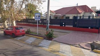 Un alumno asistió con un cuchillo a una escuela de Guaymallén y activaron el protocolo por seguridad Un alumno asistió con un cuchillo a una escuela de Guaymallén y activaron el protocolo por seguridad