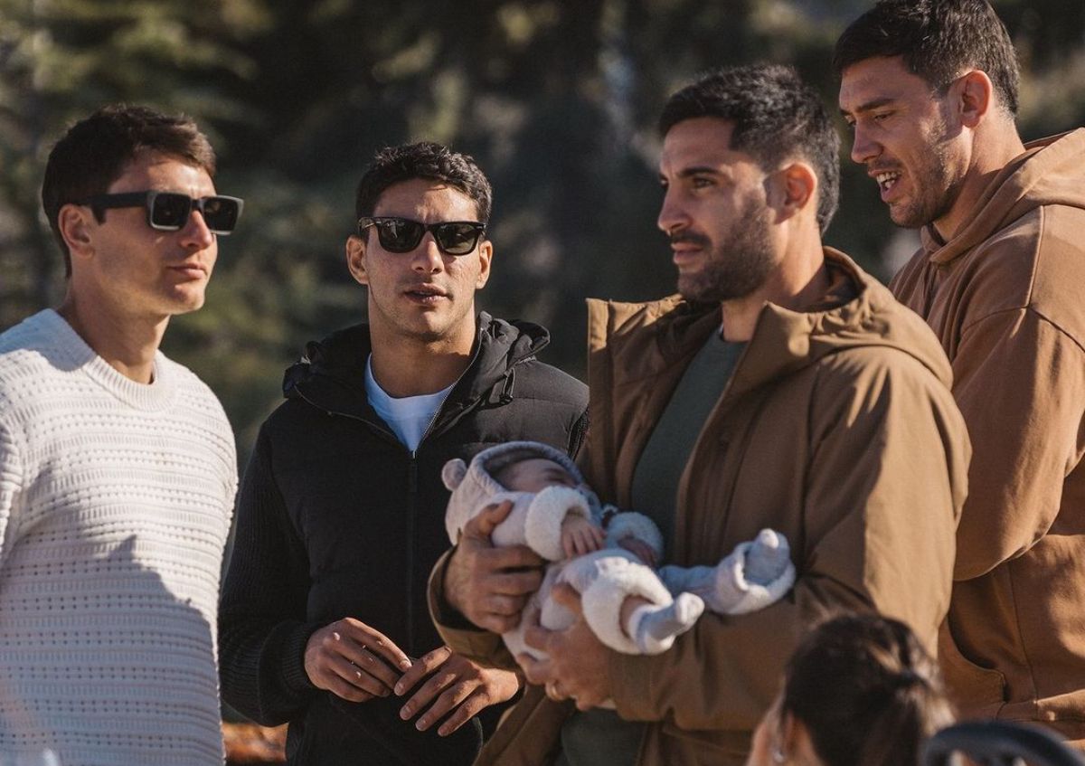 Bertranou, Carreras, Alemanno y De la Fuente, con Silvestre Bertranou en brazos.