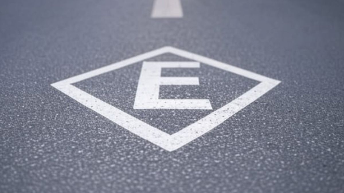 ¿Qué significa esta señal de tránsito?