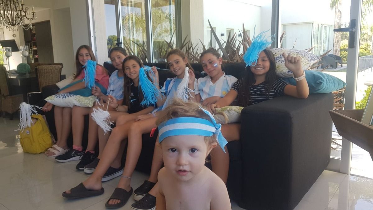 La casa de Cobos durante el Mundial ¡Todo el mundo con los colores albicelestes!