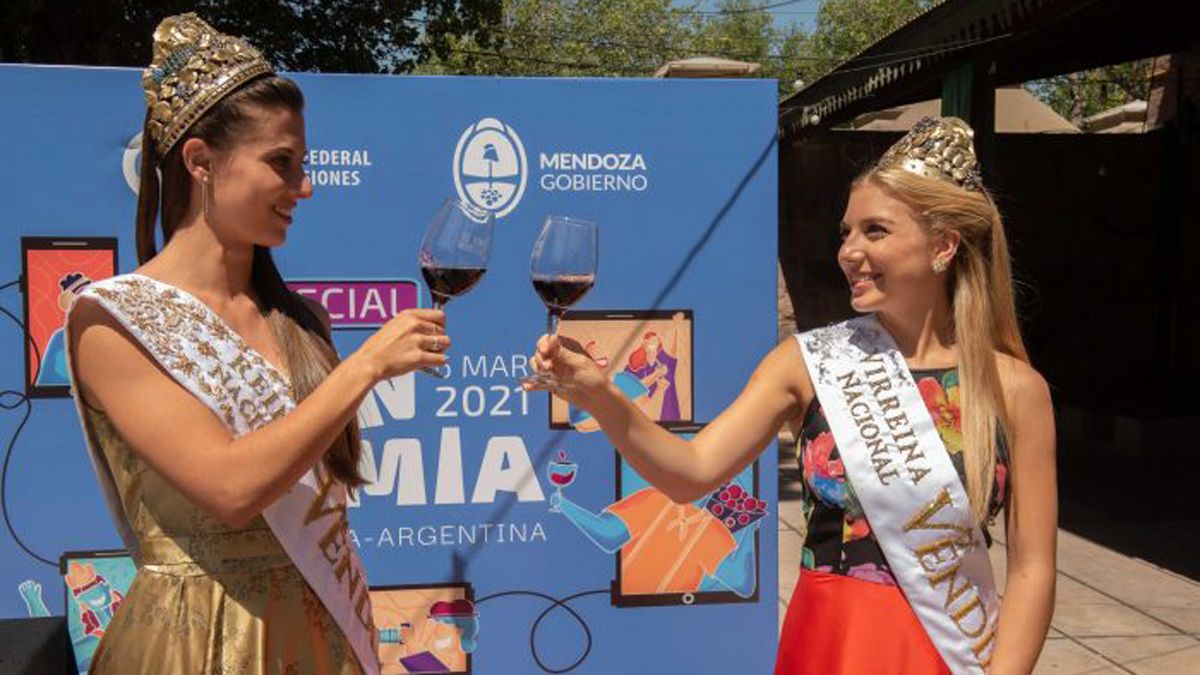 Mayra Tous y María Eugenia Serrani, Reina y Virreina Nacional de la Vendimia 2020/21.
