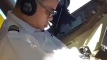 Un piloto se quedó dormido en pleno vuelo