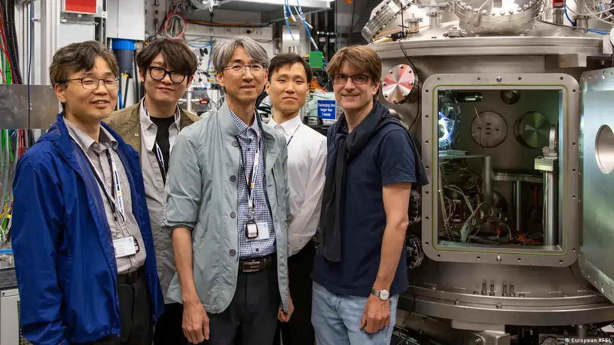 El equipo cient&iacute;fico que realiz&oacute; el experimento e imit&oacute; condiciones del espacio exterior.