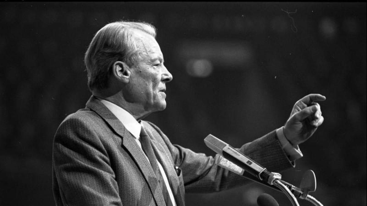 El canciller de Alemania Willy Brandt (1969-74)&nbsp;reforzó su ideario socialdemócrata en&nbsp;Noruega&nbsp;y Suecia, países a los que huyó&nbsp;perseguido por el nazismo.