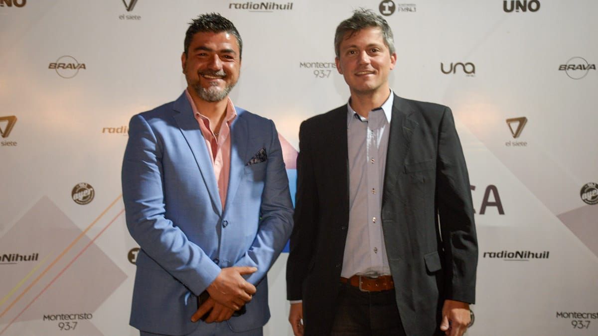 Javier Sosa y Gabriel Ferrari jefe de Ventas de Grupo América Cuyo.