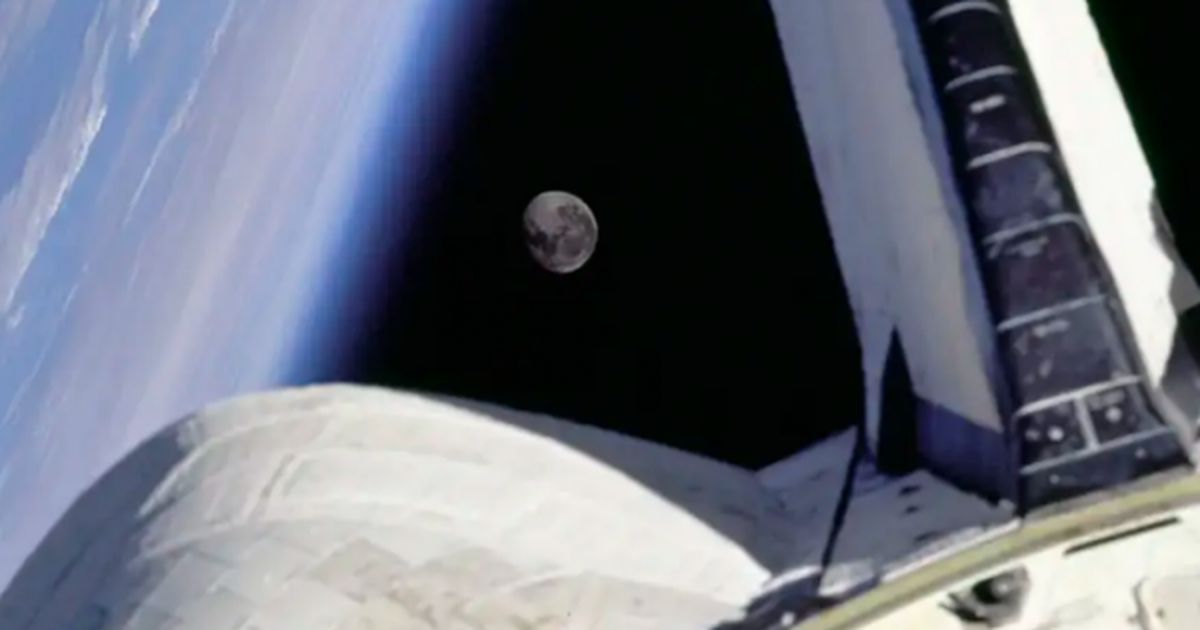 Descubrimiento impactante: la Tierra tendrá dos lunas próximamente Descubrimiento impactante: la Tierra tendrá dos lunas próximamente