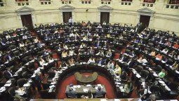 Picante cruce entre dos diputados mendocinos por la mega ley de emergencia