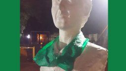 Fueron liberadas las mujeres detenidas en Victoria por colgar pañuelos verdes en edificios públicos