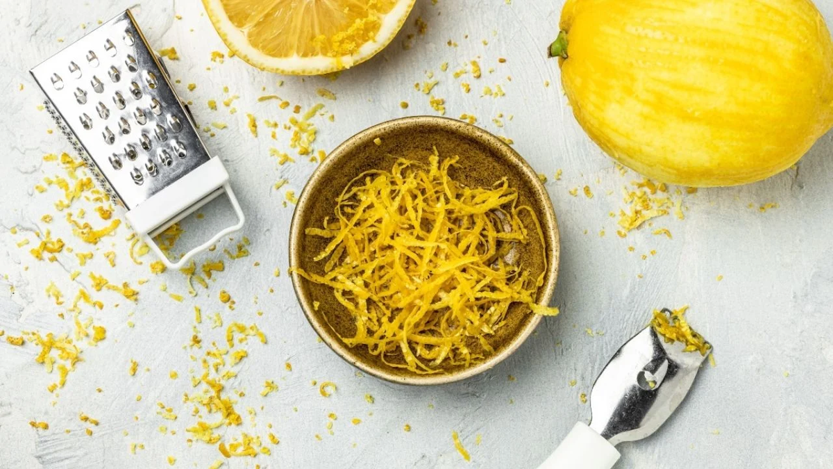 Según el Feng Shui, la cáscara de limón puede ayudarte a cambiar la energía del hogar. Según el Feng Shui, la cáscara de limón puede ayudarte a cambiar la energía del hogar. 