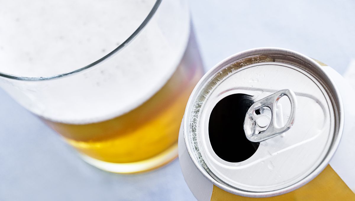 Reciclaje: cómo hacer unos servilleteros usando las latas de cerveza y gaseosas