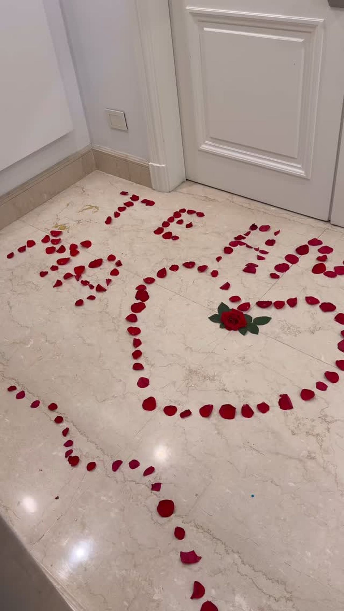 Cómo reaccionaron las hijas de Wanda Nara tras la luna de miel con Martín Migueles. Cómo reaccionaron las hijas de Wanda Nara tras la luna de miel con Martín Migueles.