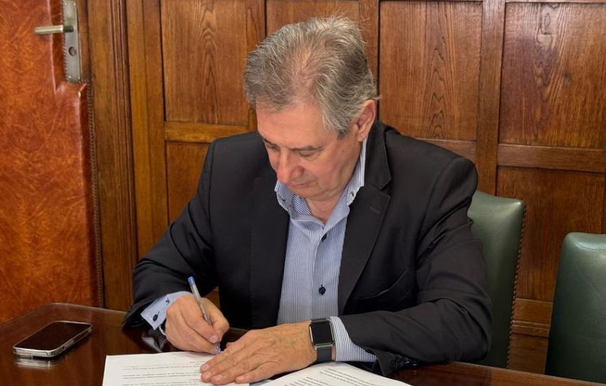 Omar Félix le envió una carta crítica a Alfredo Cornejo.
