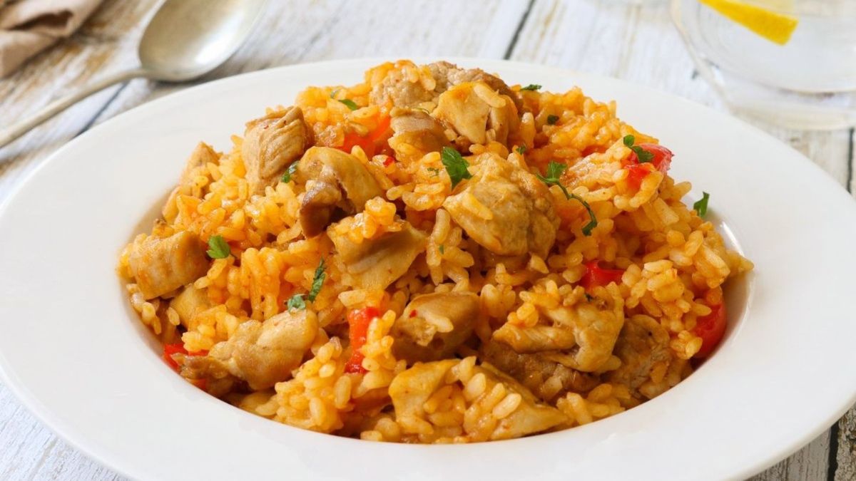 El guiso de arroz es una de las recetas más reconfortantes de la época invernal El guiso de arroz es una de las recetas más reconfortantes de la época invernal