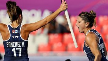 Las Leonas, con Delfina Thomé, golearon y están en cuartos de final