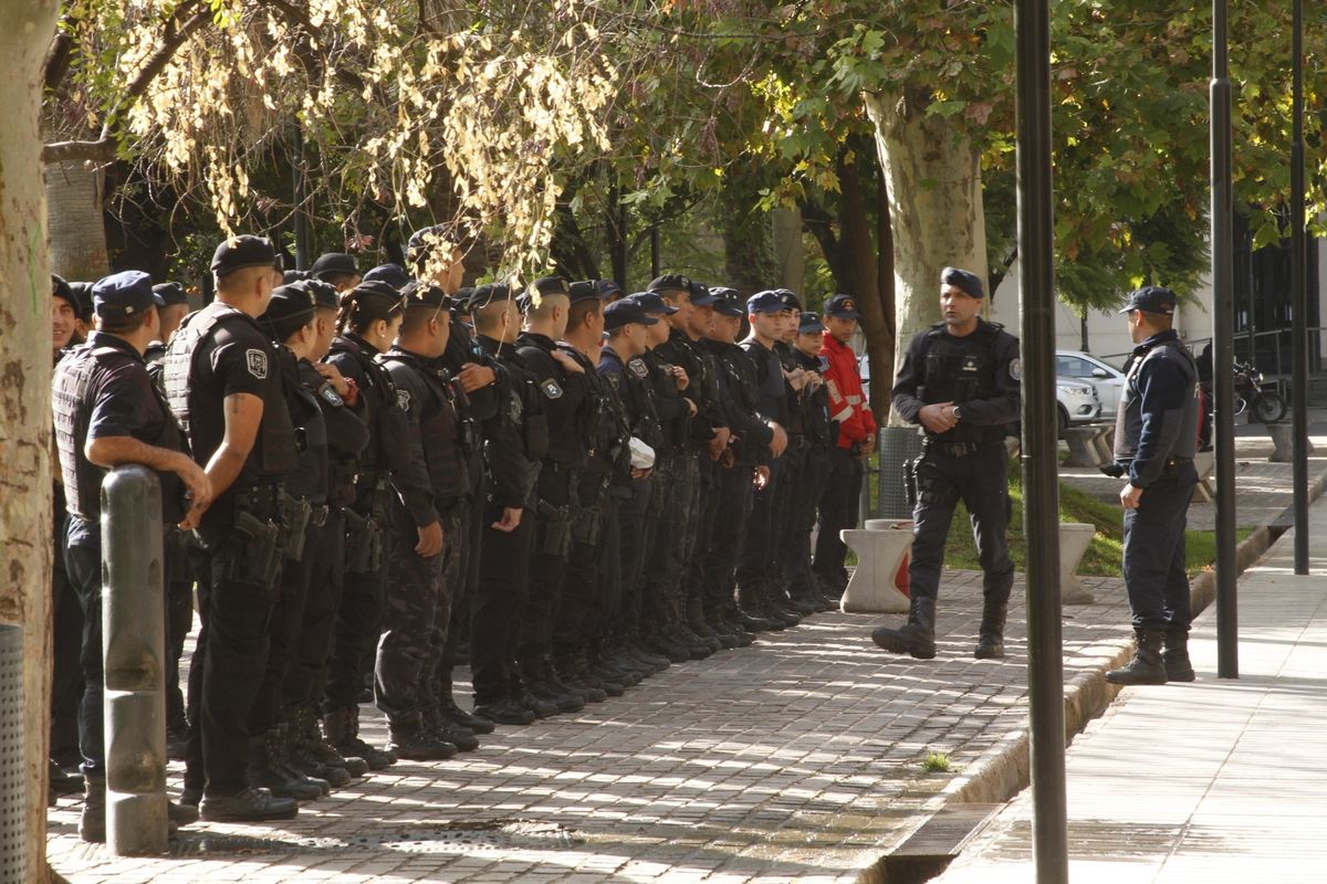Gran despliegue judicial en una marcha que transcurrió pacíficamente. Gran despliegue judicial en una marcha que transcurrió pacíficamente.