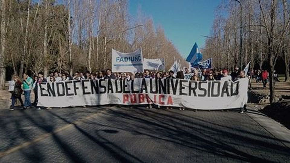 El miércoles habrá paro de los docentes universitarios nucleados en Fadiunc.