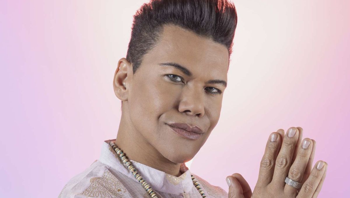 Víctor Florencio, más conocido como "El Niño Prodigio", es un astrólogo y vidente originario de la República Dominicana. A los siete años comenzó a tener sus primeras visiones dando origen a sus famosas predicciones. Víctor Florencio, más conocido como "El Niño Prodigio", es un astrólogo y vidente originario de la República Dominicana. A los siete años comenzó a tener sus primeras visiones dando origen a sus famosas predicciones.