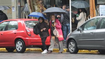 Se viene la lluvia en Mendoza, según el pronóstico del tiempo: el agua llegará con mucho frío Se viene la lluvia en Mendoza, según el pronóstico del tiempo: el agua llegará con mucho frío