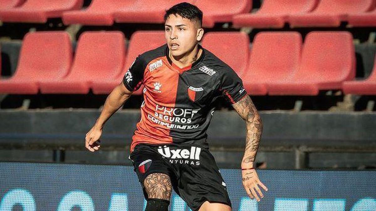 Facundo Farías dio positivo de covid y se perdería la final de la Copa de la Liga.