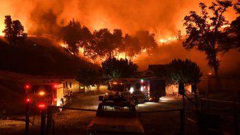 Incendios consumieron más de 51.000 hectáreas en California
