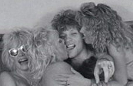 Polémicas fotos del líder de Bon Jovi