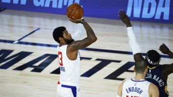 Los Clippers vencieron con facilidad a los Pelicans en Orlando