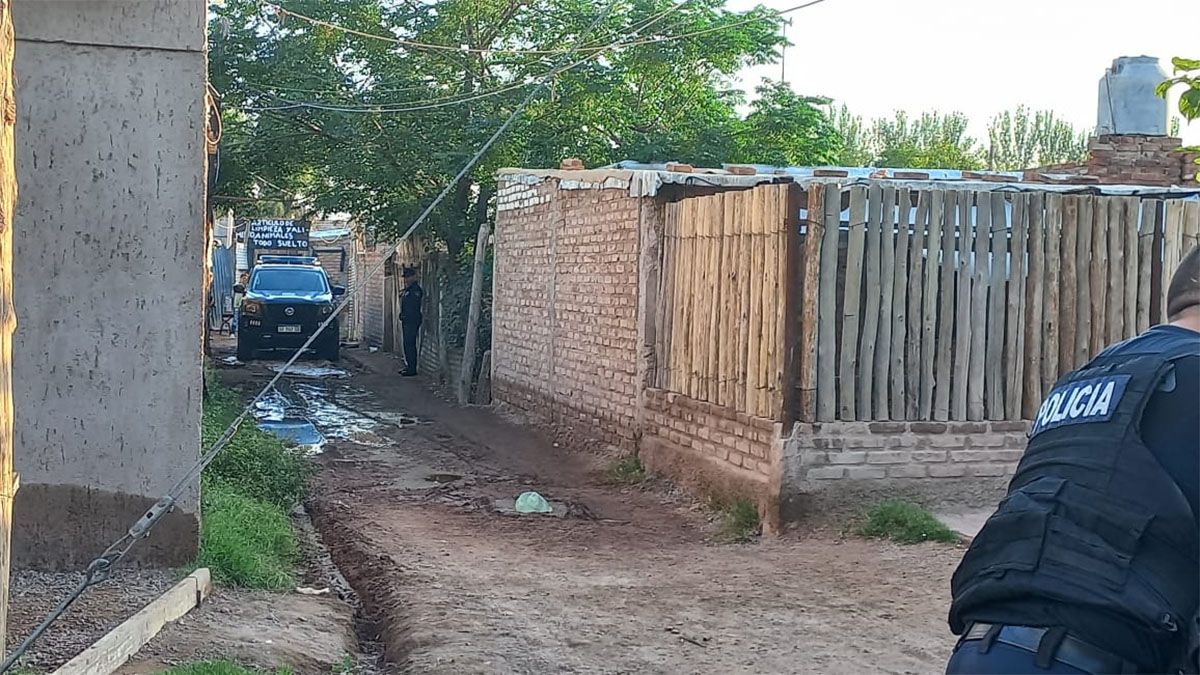 La víctima murió en su casa, en un asentamiento en Guaymallén.