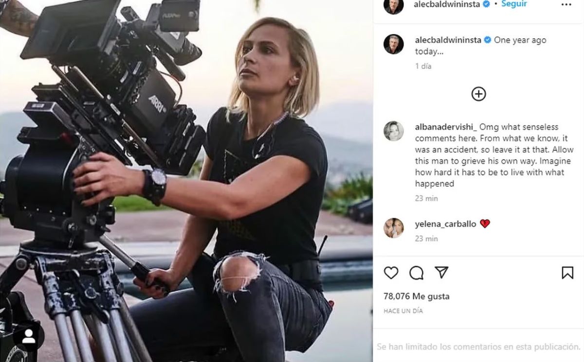 Alec Baldwin: metieron presa la utilera que le dio el arma cargada. Alec Baldwin: metieron presa la utilera que le dio el arma cargada.