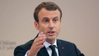 El colaborador de Macron que golpeó a un manifestante será despedido