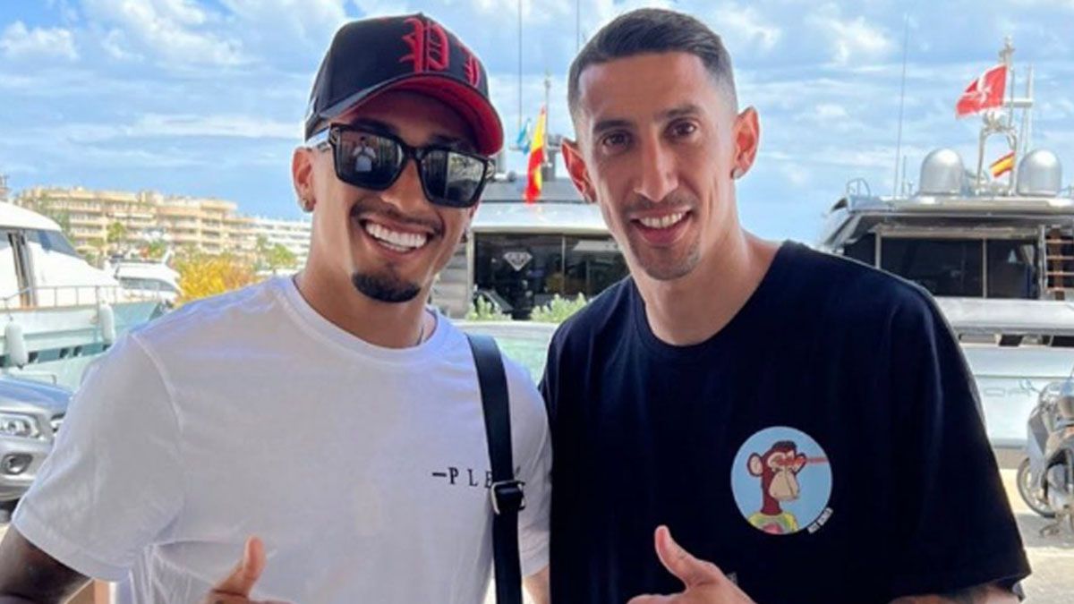 Ángel Di María y el brasileño Raphinha se encontraron en Ibiza mientras negocian con el Barcelona
