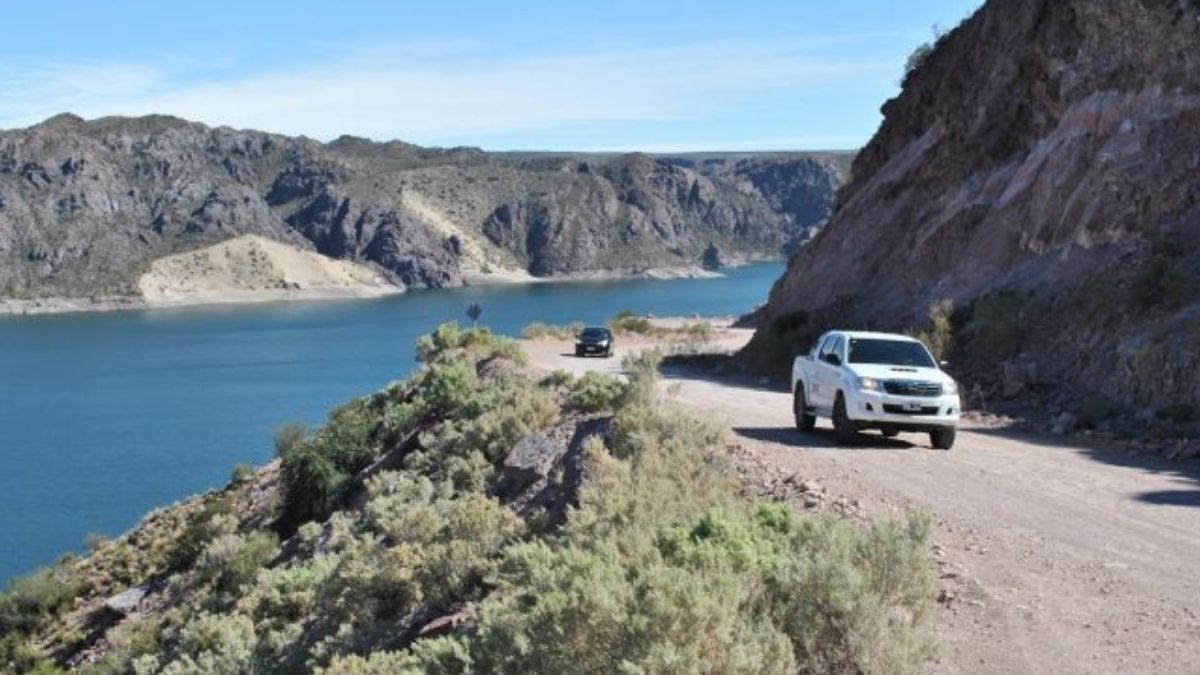 El gobierno informó los avances del proyecto para mejorar el trayecto al Cañón del Atuel. El camino tiene más de 60 años.